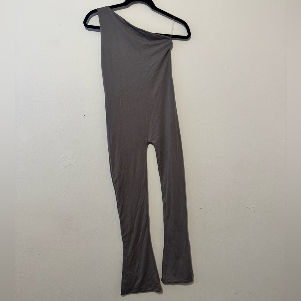 NWT Oh Polly Women's Grey Jumpsuit